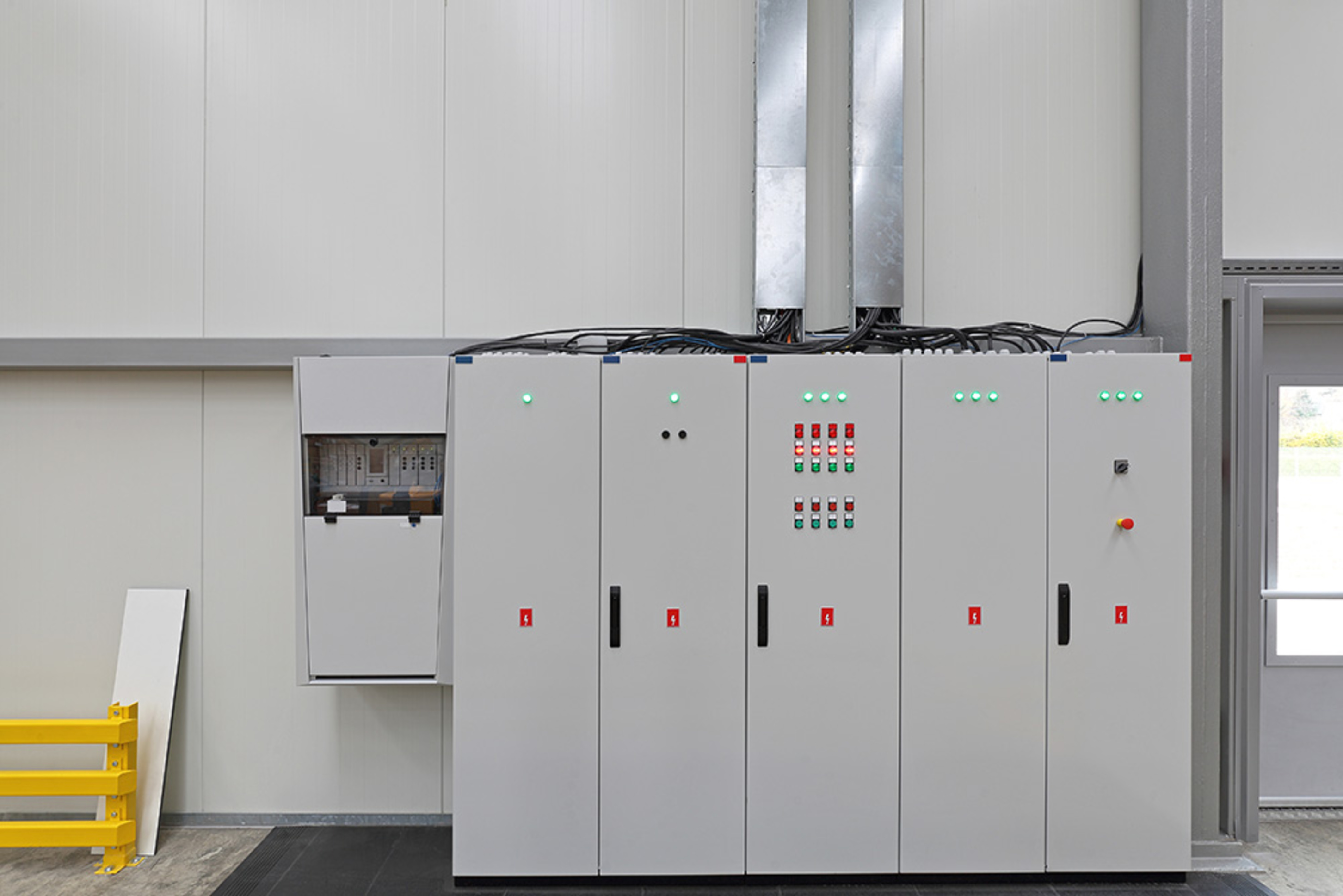 Mess- & Wandler&shy;anlagen bei Bodem-Elektro-Elektronik GmbH in Gutenborn